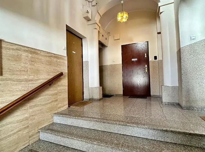 Апартаменты The Canvas Corner, 200 M Beach 350 M Monte Cassino Сопот