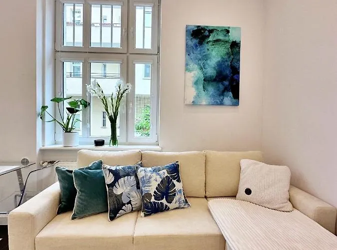 The Canvas Corner, 200 M Beach 350 M Monte Cassino Сопот